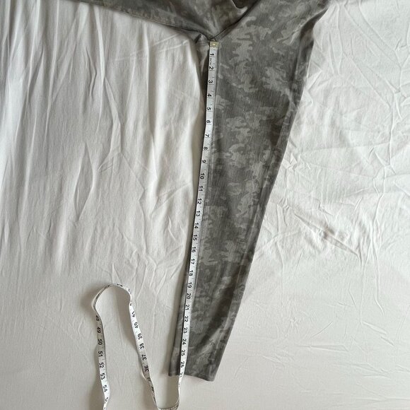 SPANX Stone Wash Camo Jean-ish Ankle Jegging Green Size Medium‎ - Picture 14 of 14